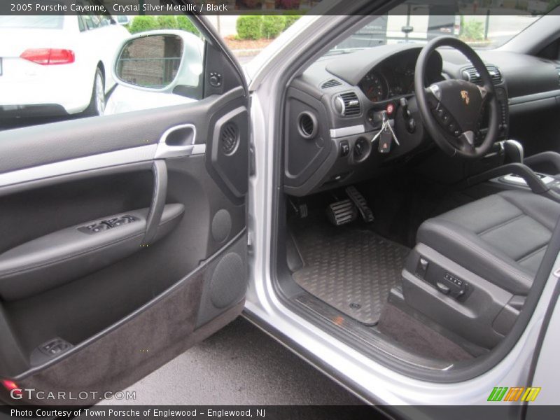 Crystal Silver Metallic / Black 2005 Porsche Cayenne