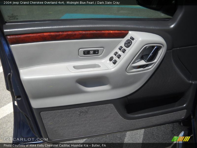 Midnight Blue Pearl / Dark Slate Gray 2004 Jeep Grand Cherokee Overland 4x4