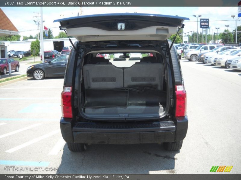 Black Clearcoat / Medium Slate Gray 2007 Jeep Commander Sport 4x4