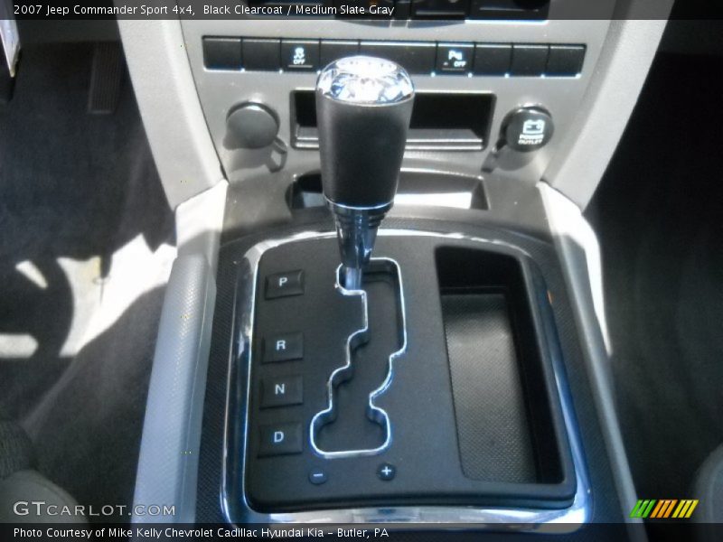 Black Clearcoat / Medium Slate Gray 2007 Jeep Commander Sport 4x4