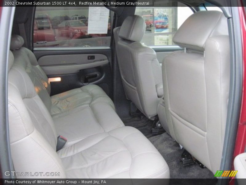  2002 Suburban 1500 LT 4x4 Medium Gray/Neutral Interior
