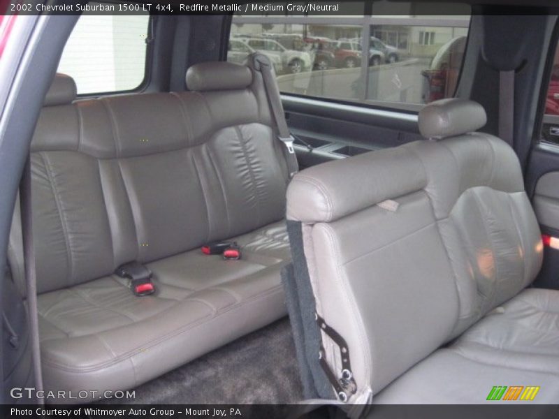  2002 Suburban 1500 LT 4x4 Medium Gray/Neutral Interior