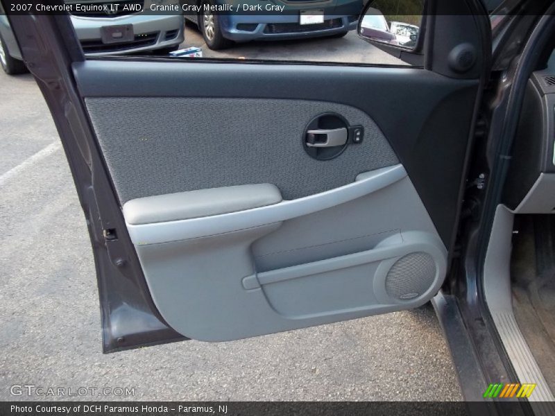 Granite Gray Metallic / Dark Gray 2007 Chevrolet Equinox LT AWD
