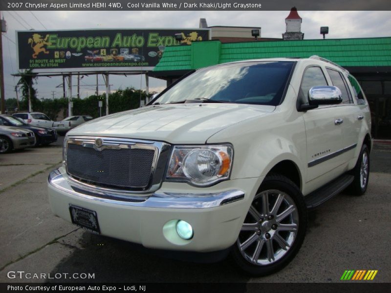 Cool Vanilla White / Dark Khaki/Light Graystone 2007 Chrysler Aspen Limited HEMI 4WD