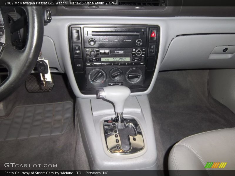  2002 Passat GLS Wagon 5 Speed Manual Shifter