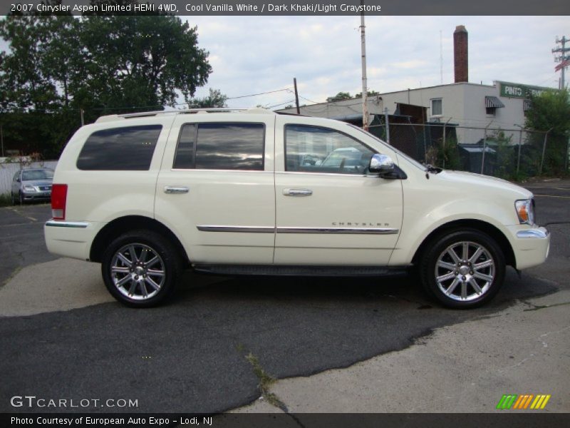 Cool Vanilla White / Dark Khaki/Light Graystone 2007 Chrysler Aspen Limited HEMI 4WD