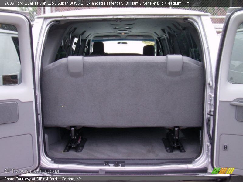 Brilliant Silver Metallic / Medium Flint 2009 Ford E Series Van E350 Super Duty XLT Extended Passenger