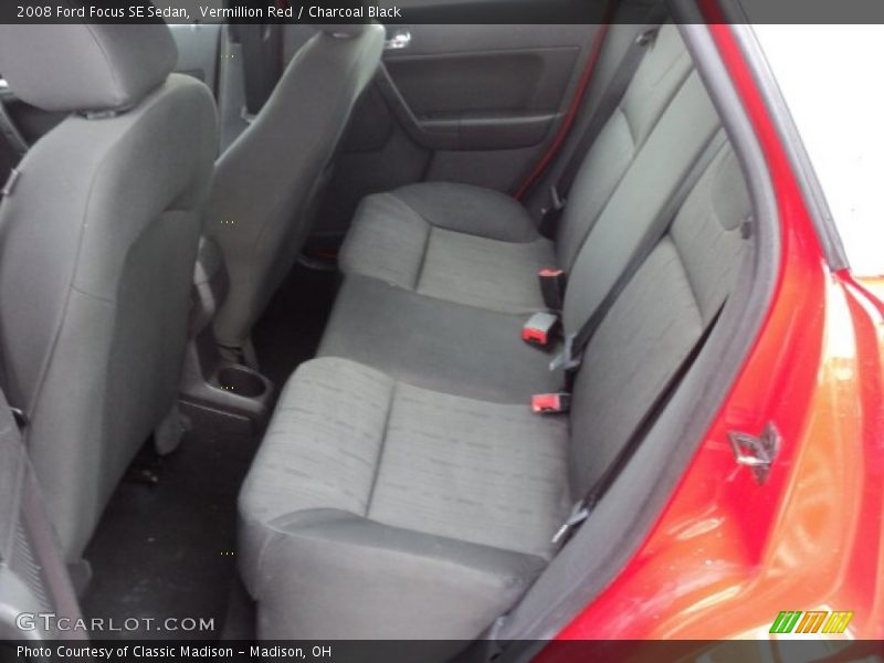 Vermillion Red / Charcoal Black 2008 Ford Focus SE Sedan