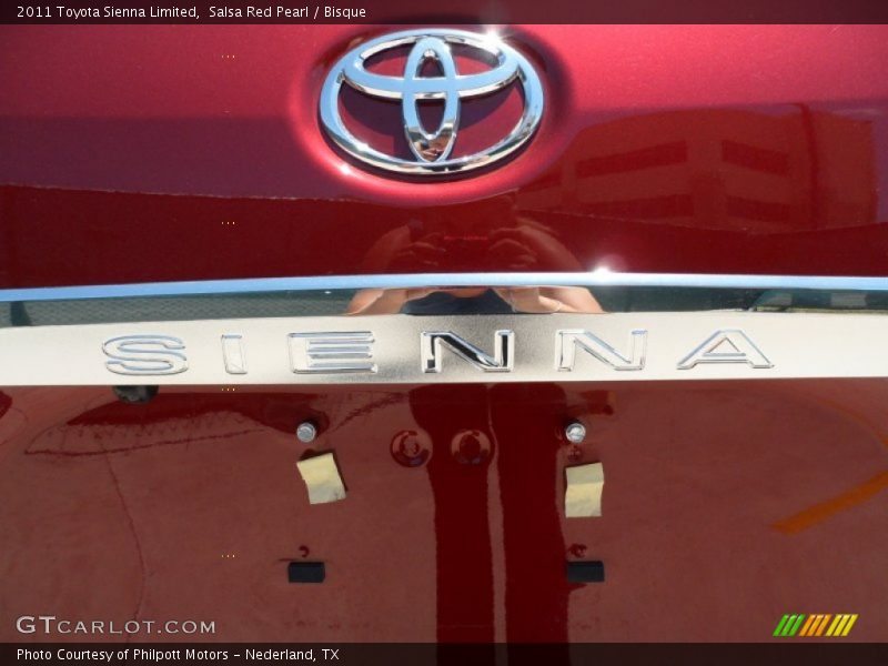 Salsa Red Pearl / Bisque 2011 Toyota Sienna Limited