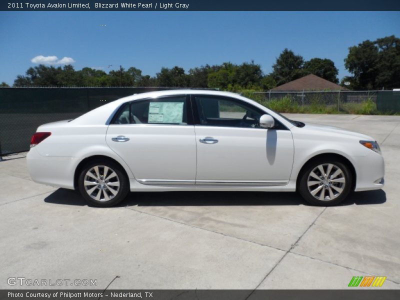 Blizzard White Pearl / Light Gray 2011 Toyota Avalon Limited