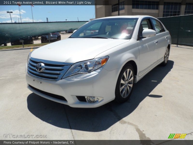 Blizzard White Pearl / Light Gray 2011 Toyota Avalon Limited