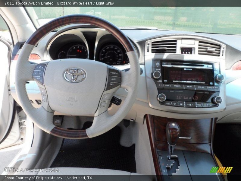 Blizzard White Pearl / Light Gray 2011 Toyota Avalon Limited