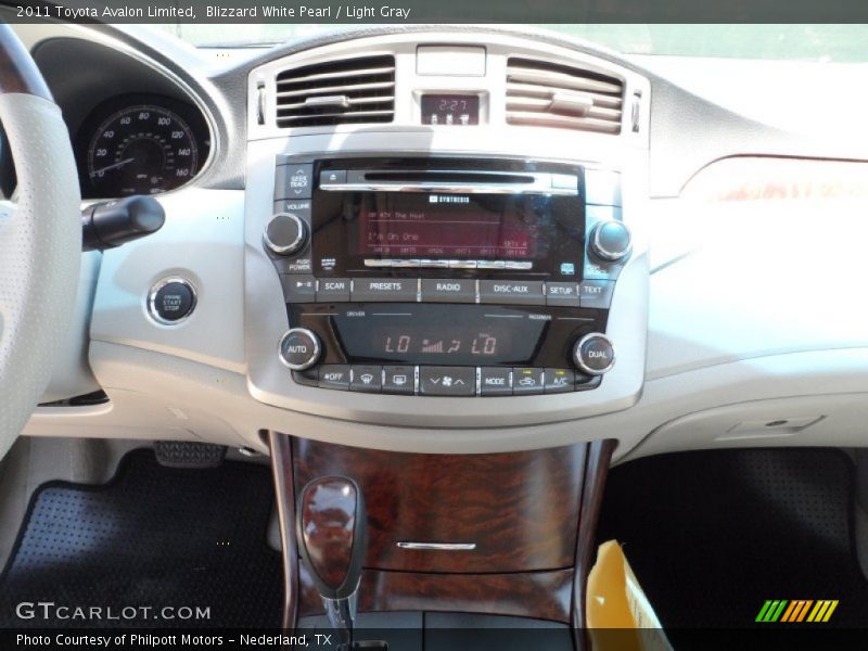 Blizzard White Pearl / Light Gray 2011 Toyota Avalon Limited