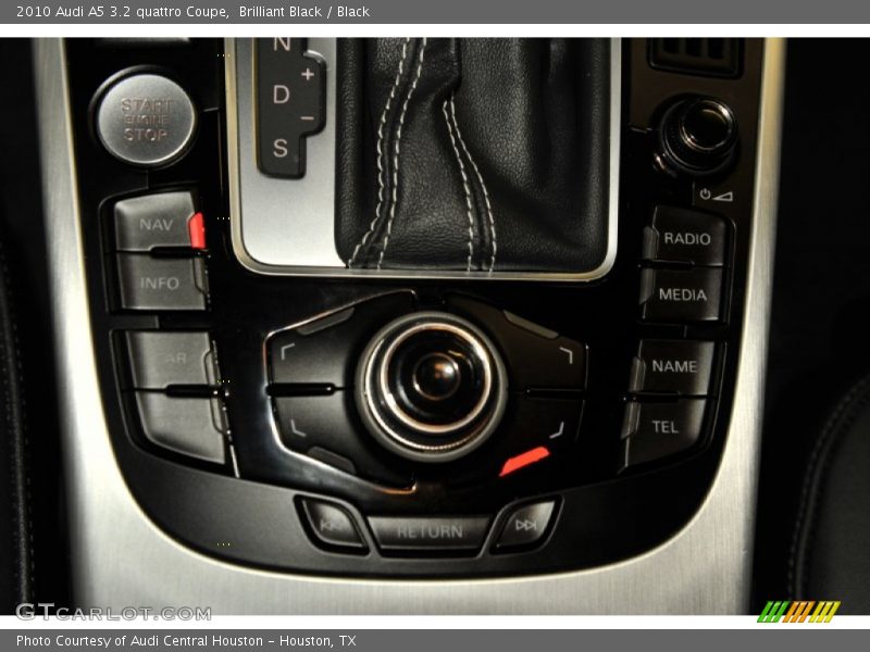 Controls of 2010 A5 3.2 quattro Coupe