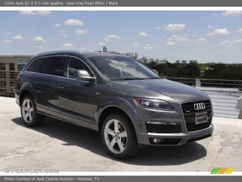 Front 3/4 View of 2009 Q7 3.6 S-Line quattro