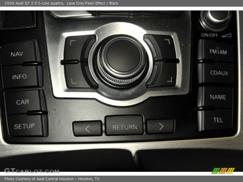Controls of 2009 Q7 3.6 S-Line quattro