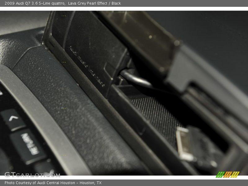 Lava Grey Pearl Effect / Black 2009 Audi Q7 3.6 S-Line quattro