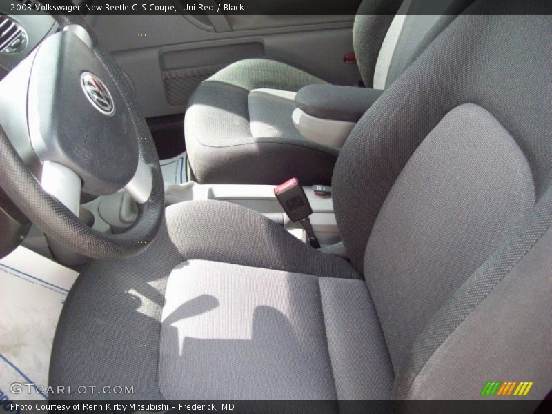 Uni Red / Black 2003 Volkswagen New Beetle GLS Coupe