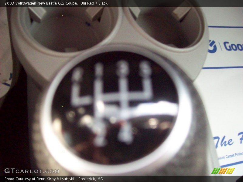 Uni Red / Black 2003 Volkswagen New Beetle GLS Coupe
