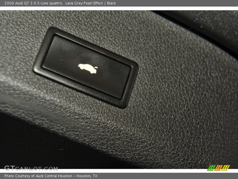 Lava Grey Pearl Effect / Black 2009 Audi Q7 3.6 S-Line quattro