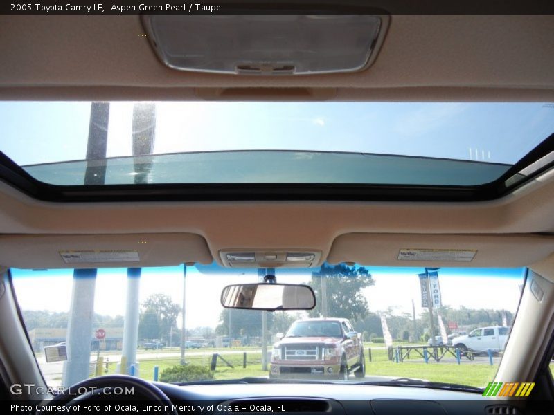 Aspen Green Pearl / Taupe 2005 Toyota Camry LE