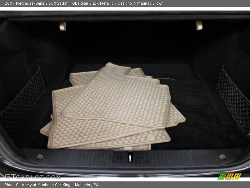 Obsidian Black Metallic / designo Armagnac Brown 2007 Mercedes-Benz S 550 Sedan