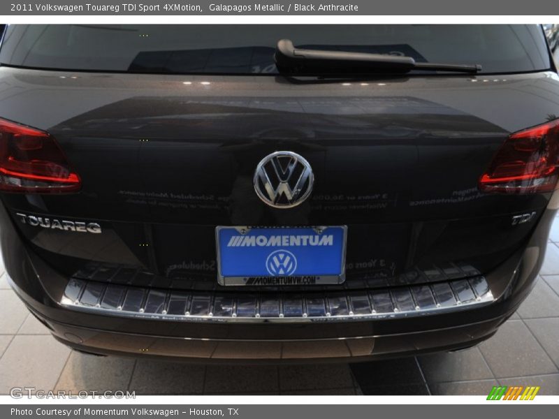 Galapagos Metallic / Black Anthracite 2011 Volkswagen Touareg TDI Sport 4XMotion