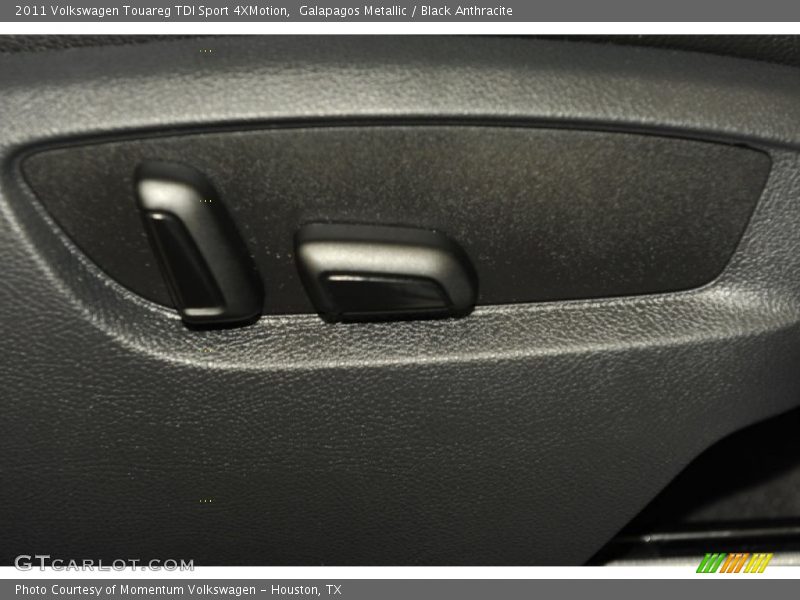 Galapagos Metallic / Black Anthracite 2011 Volkswagen Touareg TDI Sport 4XMotion