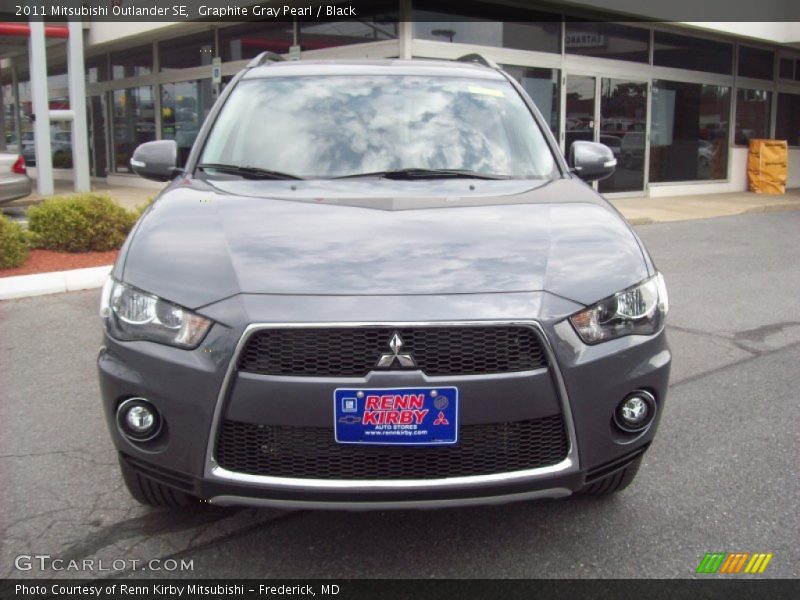 Graphite Gray Pearl / Black 2011 Mitsubishi Outlander SE