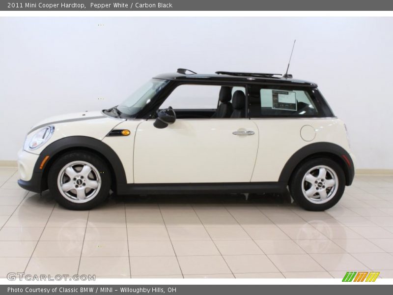 Pepper White / Carbon Black 2011 Mini Cooper Hardtop