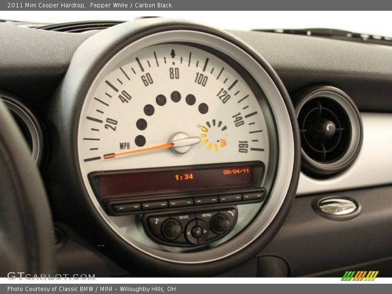 Pepper White / Carbon Black 2011 Mini Cooper Hardtop