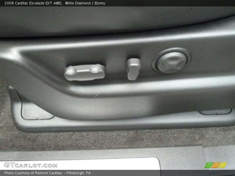White Diamond / Ebony 2008 Cadillac Escalade EXT AWD