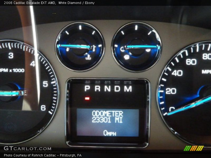 White Diamond / Ebony 2008 Cadillac Escalade EXT AWD