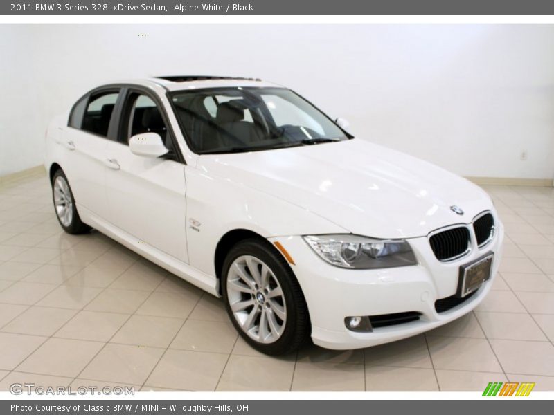 Alpine White / Black 2011 BMW 3 Series 328i xDrive Sedan