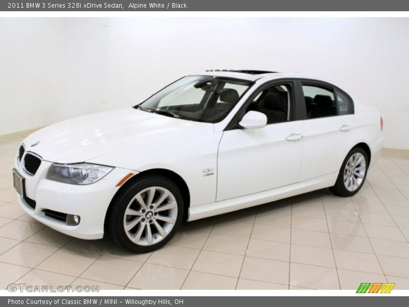 Alpine White / Black 2011 BMW 3 Series 328i xDrive Sedan