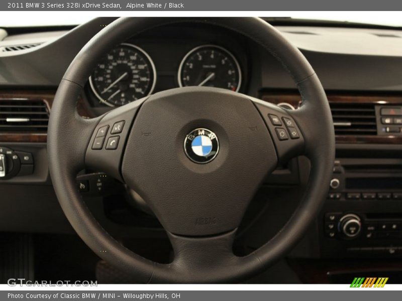 Alpine White / Black 2011 BMW 3 Series 328i xDrive Sedan