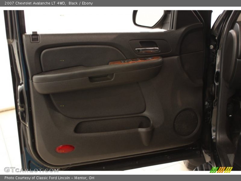 Black / Ebony 2007 Chevrolet Avalanche LT 4WD