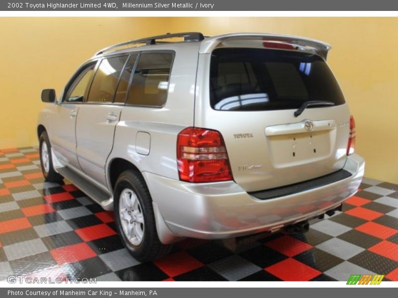 Millennium Silver Metallic / Ivory 2002 Toyota Highlander Limited 4WD