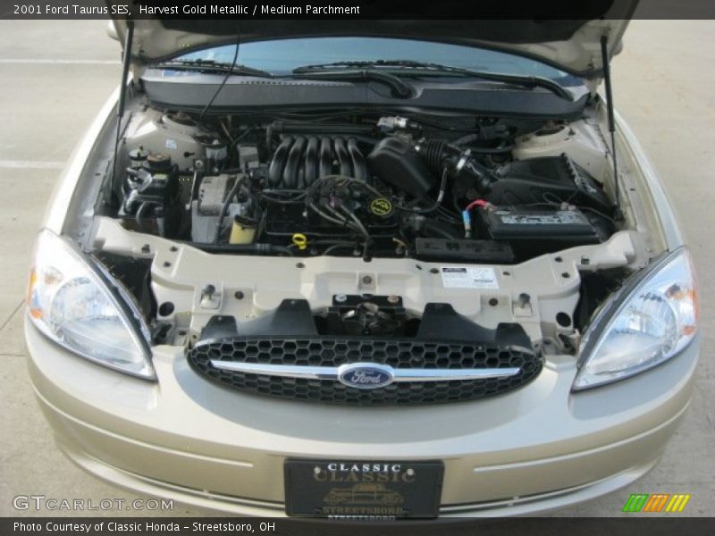 Harvest Gold Metallic / Medium Parchment 2001 Ford Taurus SES