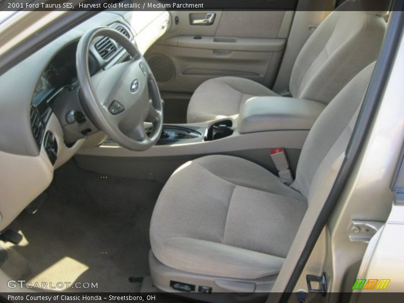 Harvest Gold Metallic / Medium Parchment 2001 Ford Taurus SES