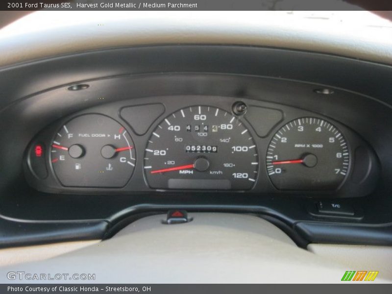 Harvest Gold Metallic / Medium Parchment 2001 Ford Taurus SES