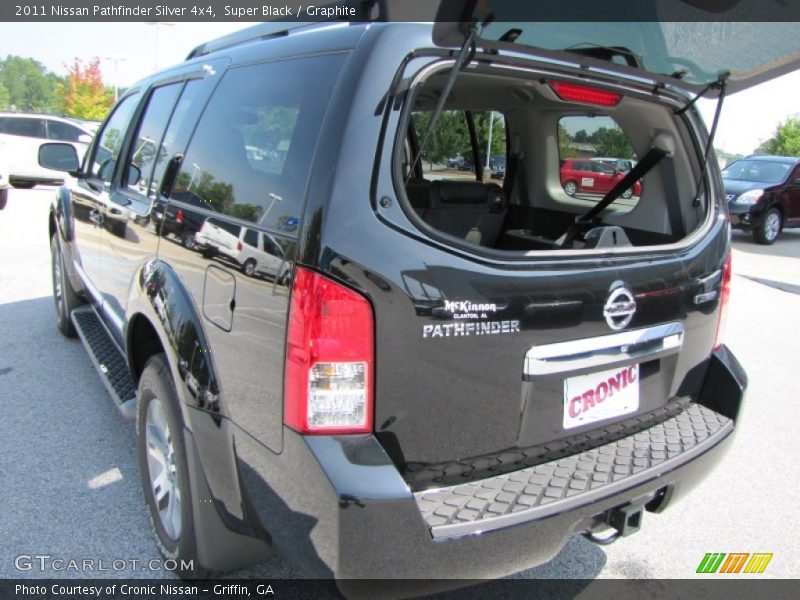 Super Black / Graphite 2011 Nissan Pathfinder Silver 4x4