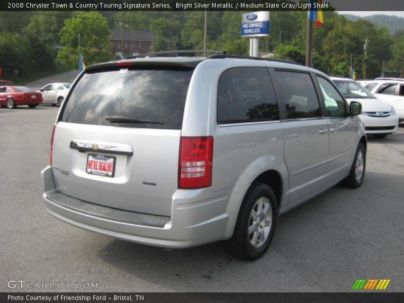 Bright Silver Metallic / Medium Slate Gray/Light Shale 2008 Chrysler Town & Country Touring Signature Series