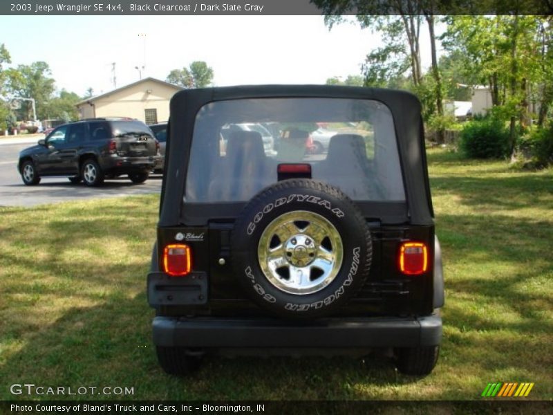 Black Clearcoat / Dark Slate Gray 2003 Jeep Wrangler SE 4x4