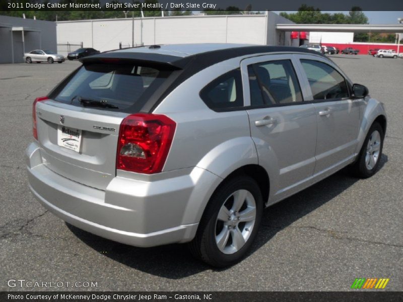 Bright Silver Metallic / Dark Slate Gray 2011 Dodge Caliber Mainstreet