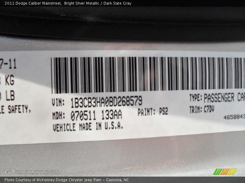 Bright Silver Metallic / Dark Slate Gray 2011 Dodge Caliber Mainstreet
