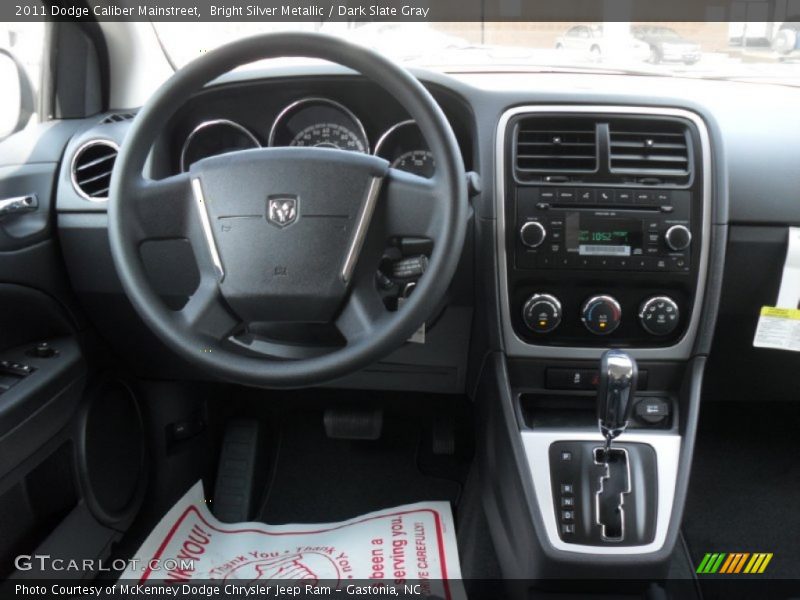 Bright Silver Metallic / Dark Slate Gray 2011 Dodge Caliber Mainstreet