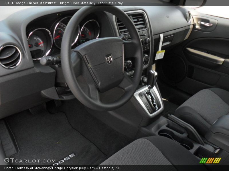Bright Silver Metallic / Dark Slate Gray 2011 Dodge Caliber Mainstreet
