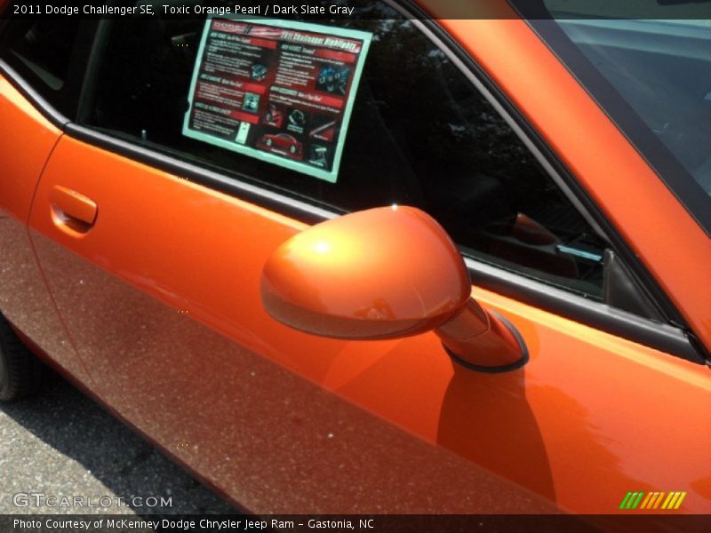 Toxic Orange Pearl / Dark Slate Gray 2011 Dodge Challenger SE