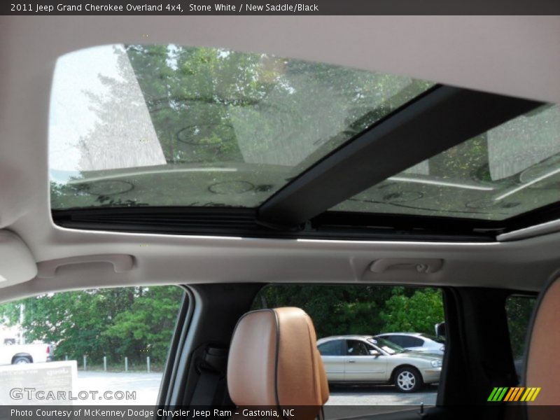 Stone White / New Saddle/Black 2011 Jeep Grand Cherokee Overland 4x4